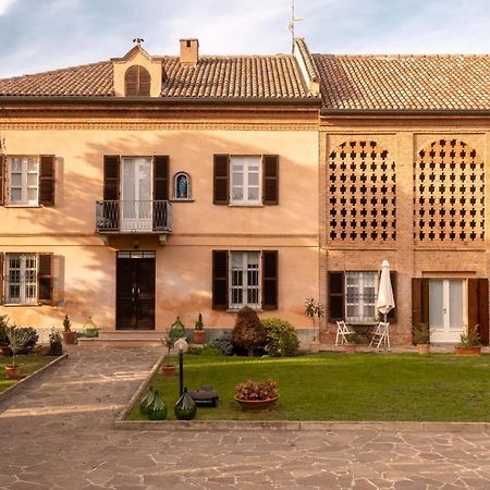 Apart-Agriturismo "La Colomba" Nizza Monferrato Esterno foto