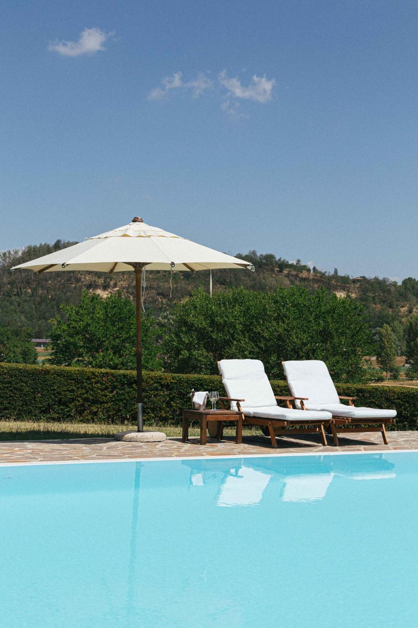 Apart-Agriturismo "La Colomba" Nizza Monferrato Esterno foto